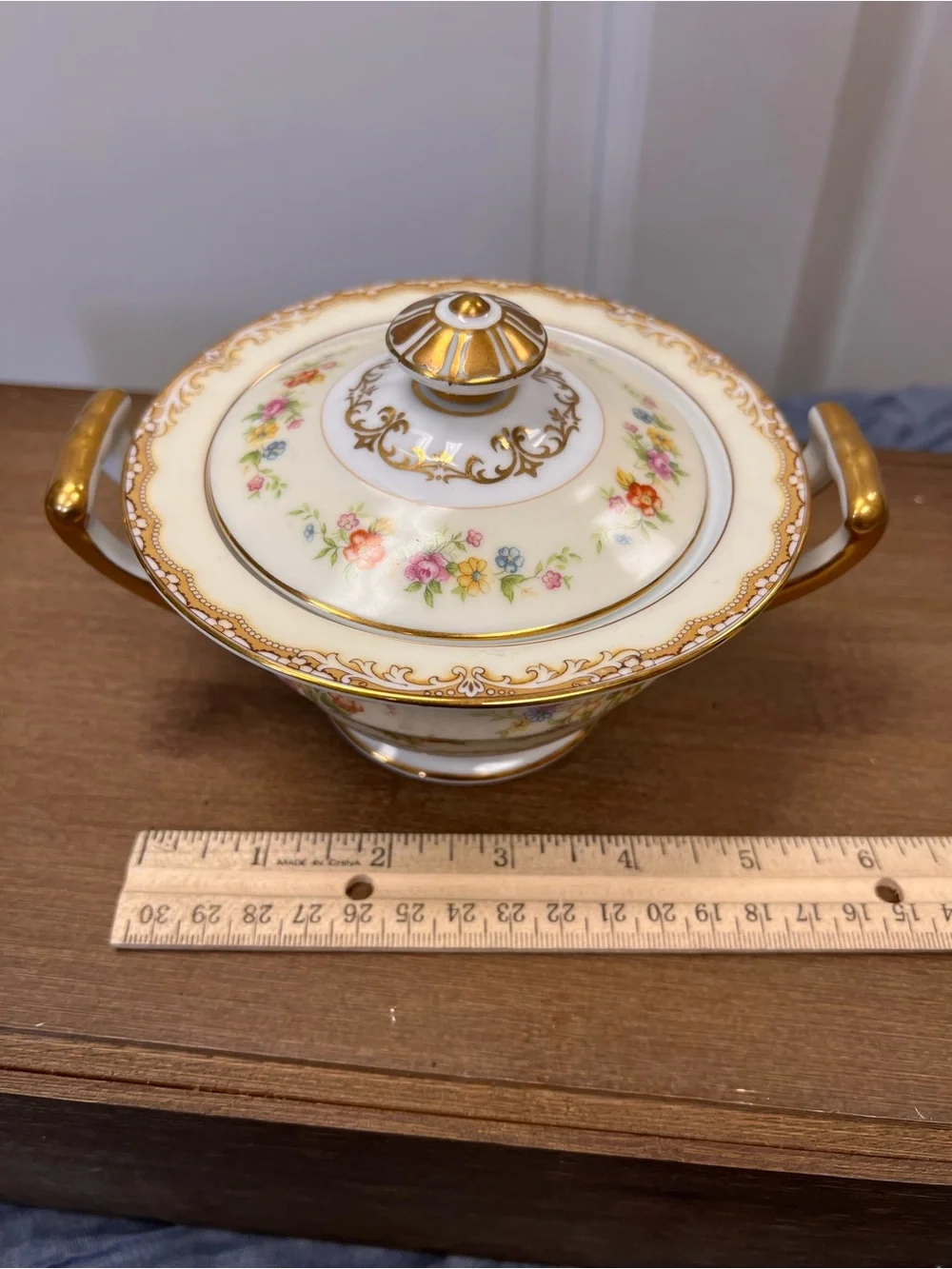 Noritake porcelain sugar